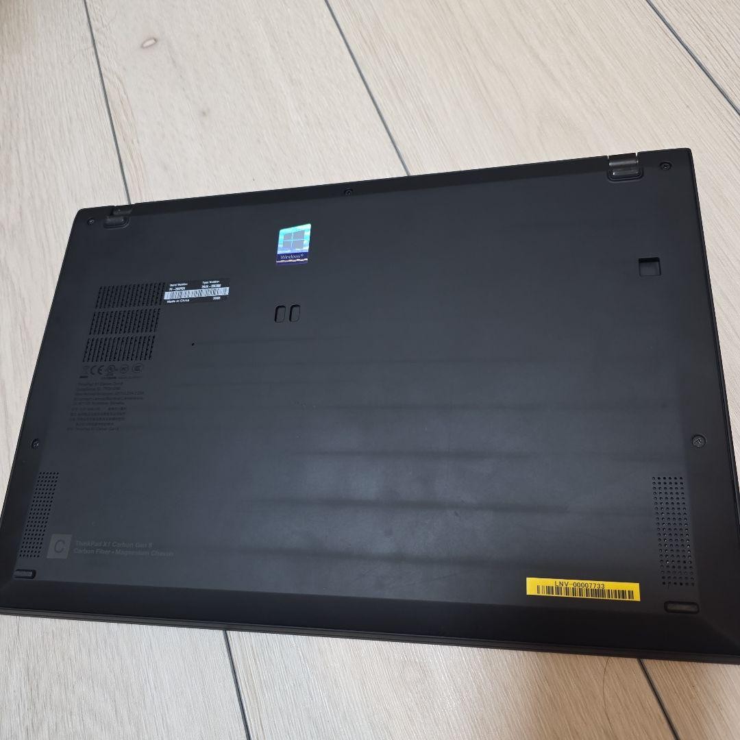 Lenovo ThinkPad X1 Carbon Gen 8 14″ FHD 16GB i5-10210U 256GB SSD Junk