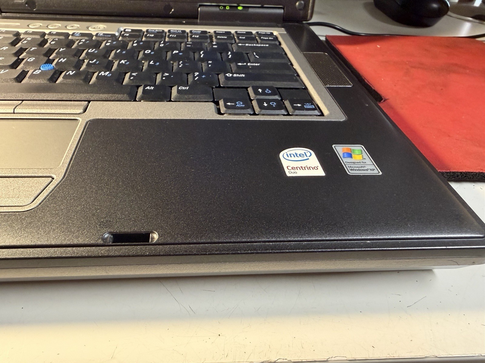 Dell D830 15.4”, Win10pro64, Intel CenDuo 1.80 40 GB 1.513 Gb Ram DVDRW #040