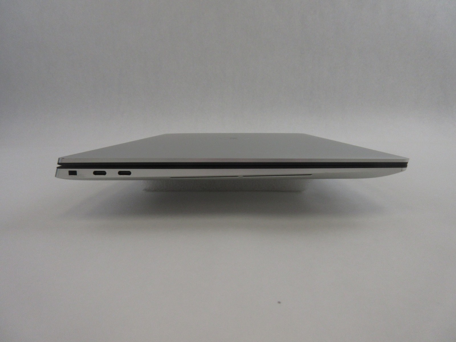 Dell XPS 15 9510, i5-11400H, 2.70GHz, 16GB RAM, 512GB NVMe, No AC C4*16
