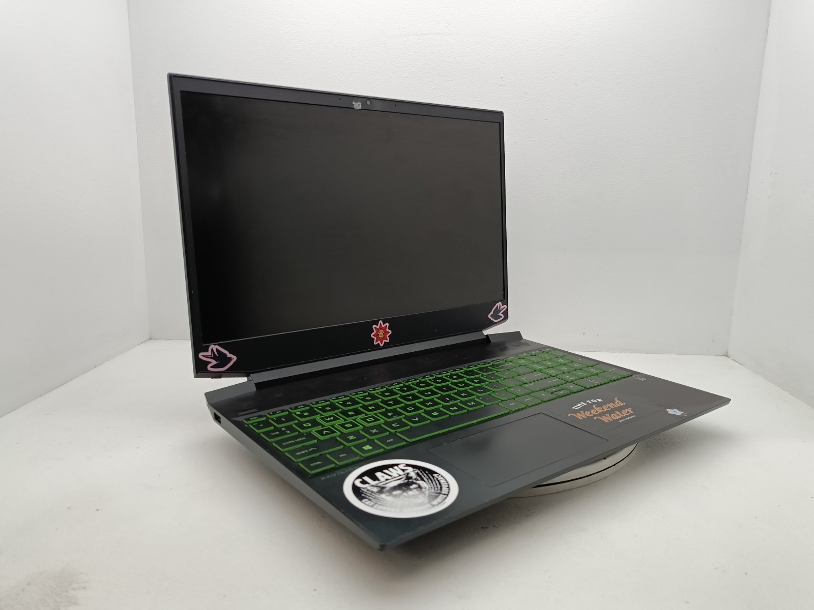 Broken 2016 HP PAVILION 15-EC1073DX 15.6″ AMD Ryzen 5 4500 No RAM/SSD #91