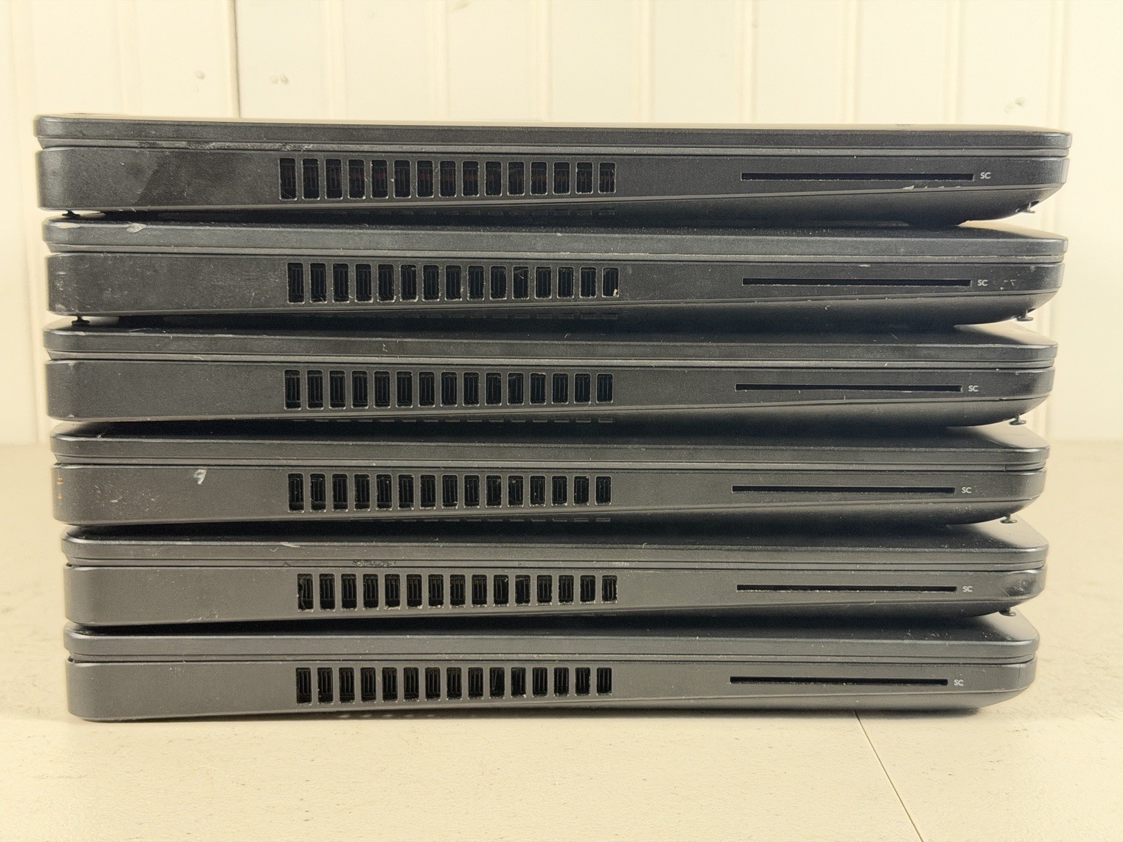 Lot of 6 Dell Latitude E5570 i7 Radeon R7 No RAM/SSD/OS/Charger *READ