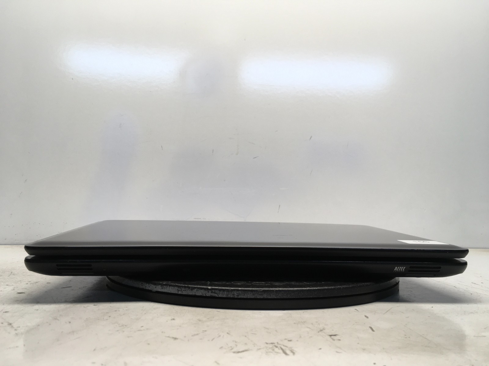 HP 2000-2D62NR Intel i3-3110M 2.4GHz 4 GB NO HDD