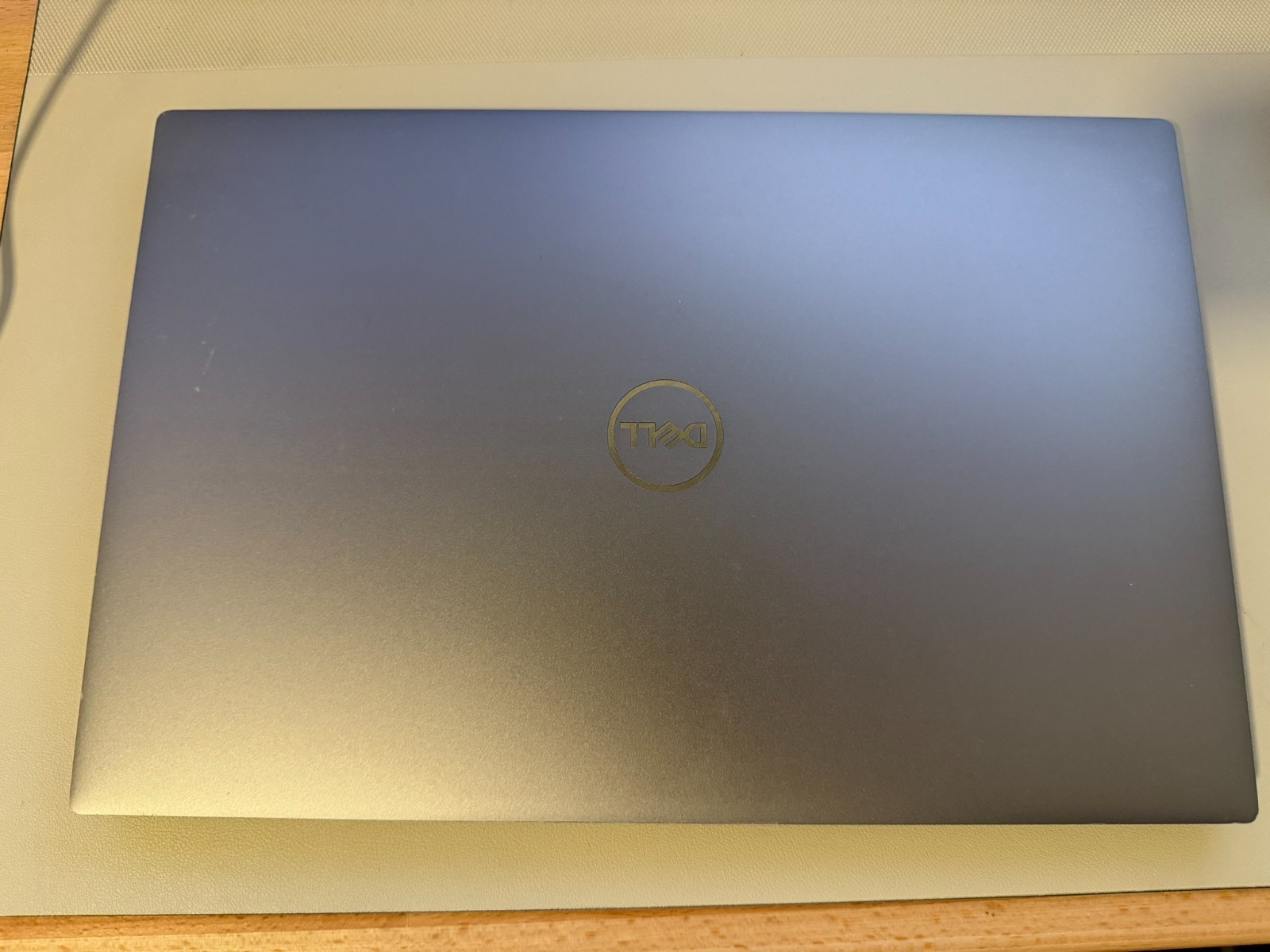 Dell Precision 5550 15 FHD+ i7-10750H 32GB 512GB SSD Quadro T2000 Max-Q