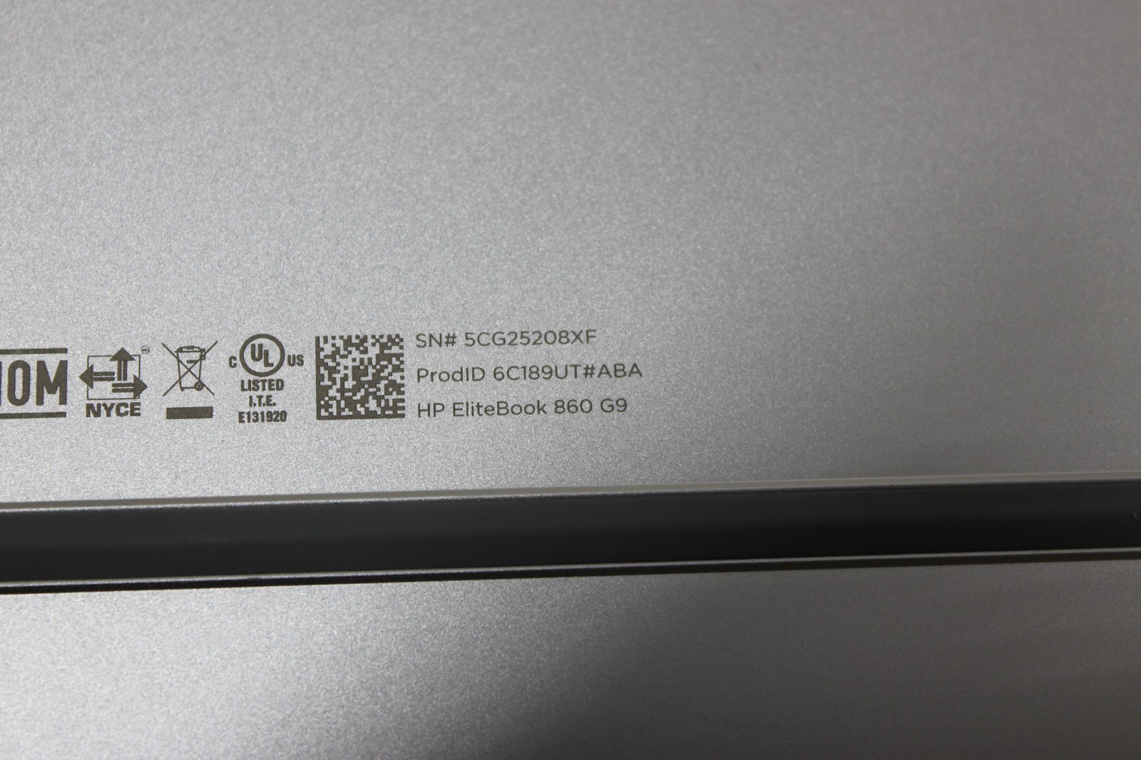 HP EliteBook 860 16 inch G9 *i7-1255U* 16GB RAM *256GB SSD *WIN11*p