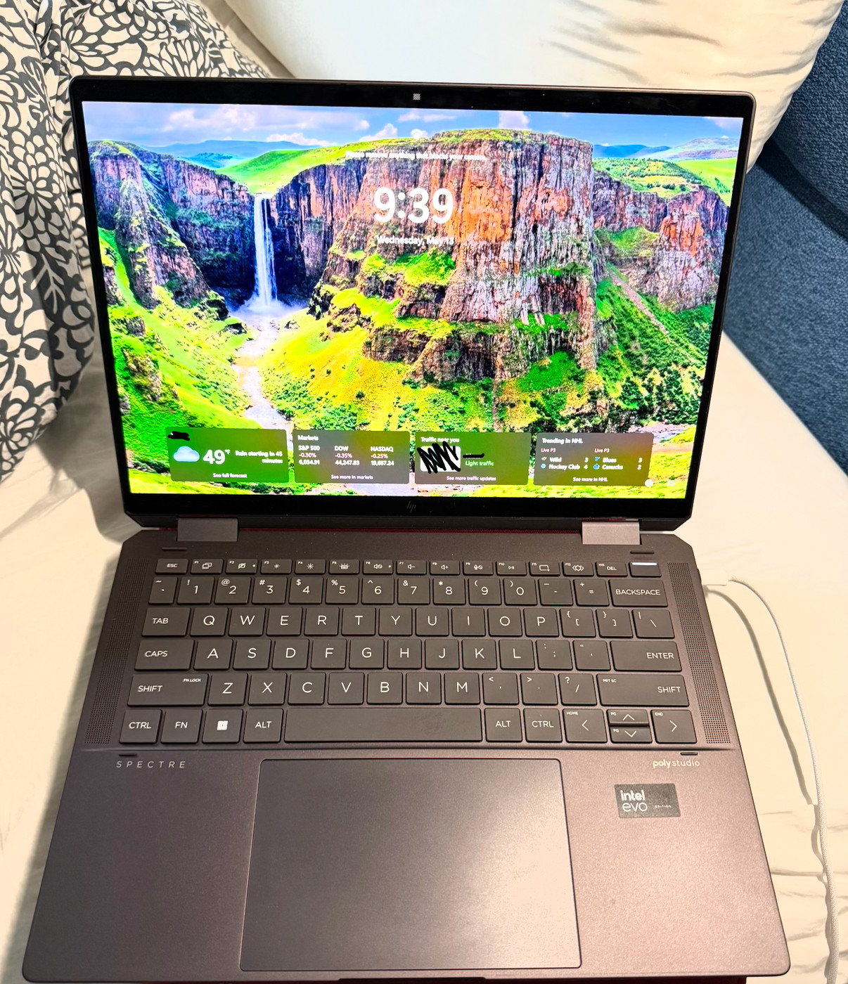 HP – Spectre 2-in-1 14″, Touch-Screen, Intel Core Ultra 7, Intel Evo 16GB, 1TB