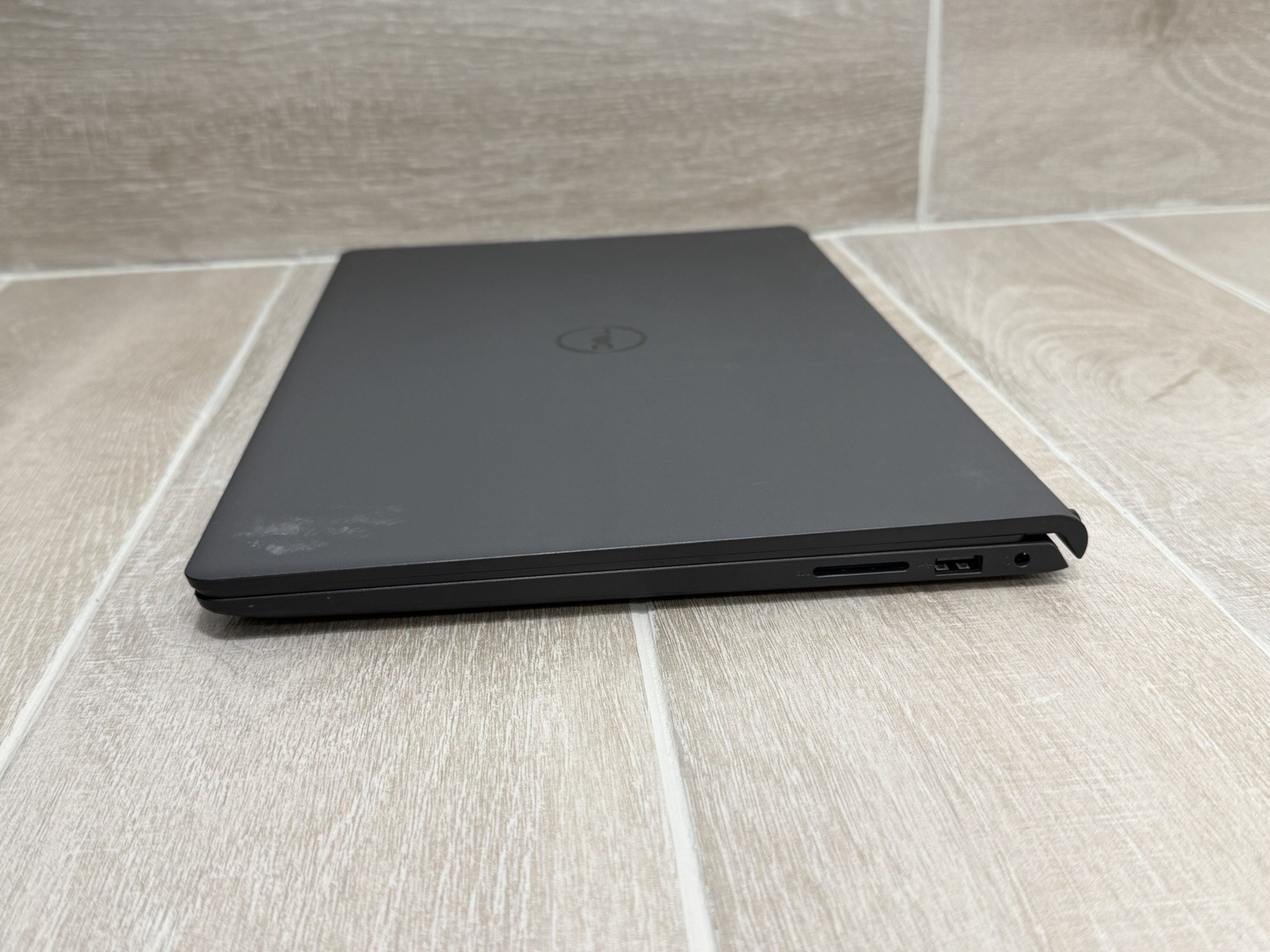 Dell Inspiron 15 3520 15.6″ Touch Laptop Core i5-1235U 8GB RAM 512GB NVMe Win-11