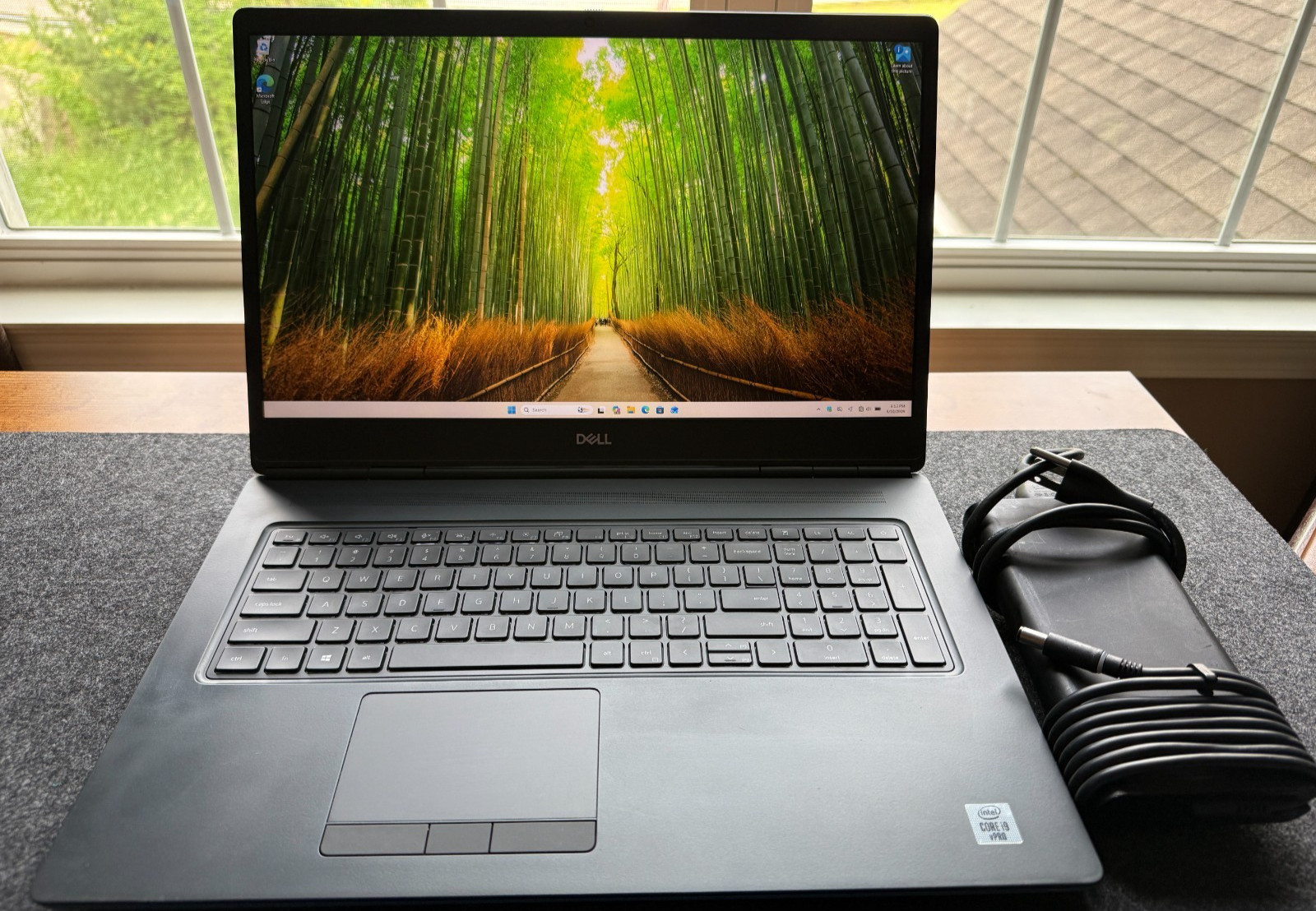 DELL PRECISION 7750 17.3″ i9-10885H 32GB (2)500GB SSD NVIDIA RTX 3000 WIN 11 PRO