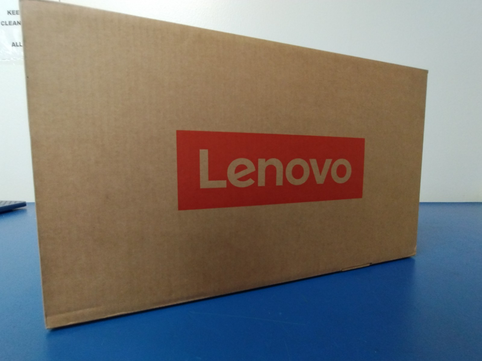 Lenovo IdeaPad Pro 5 16IAH10, Intel Core Ultra 9 285H, 32 GB RAM, 1 TB NVMe SSD
