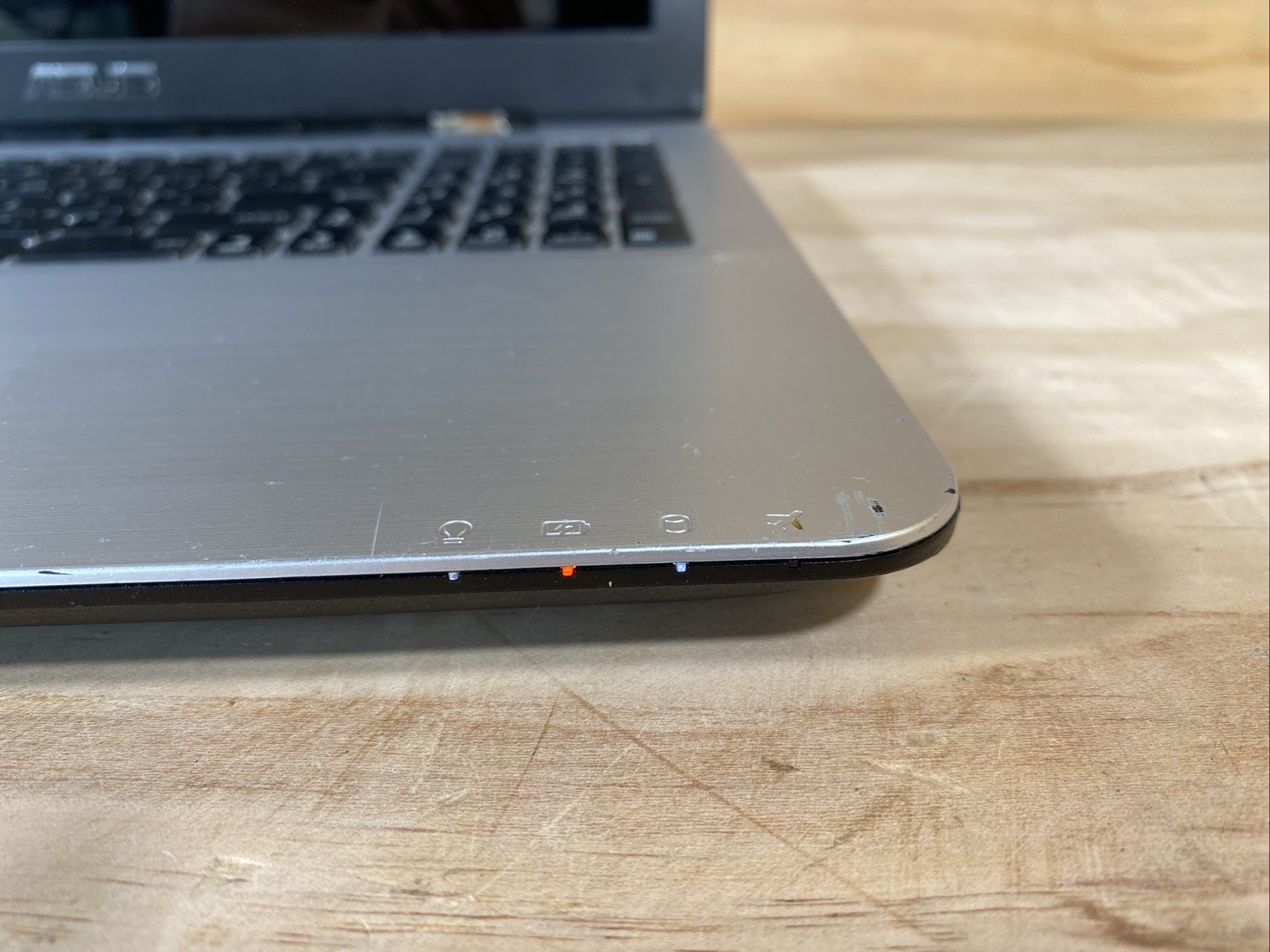 ASUS F555UA 15.6″ Laptop Intel Core i7-6500U(2.6) GHz /8GB/1Tb Hdd/bad batt