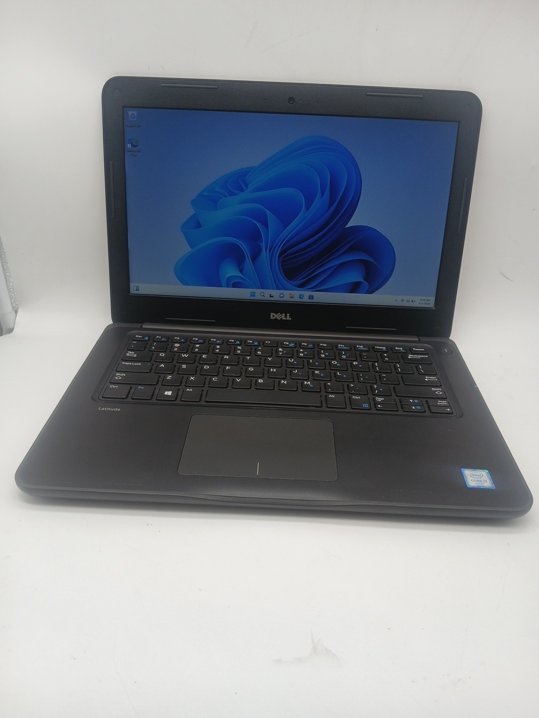 Dell Latitude 3380 13.3” Core i3-6006U 2.00Ghz 8GB RAM 128GB SSD Win 11Pro