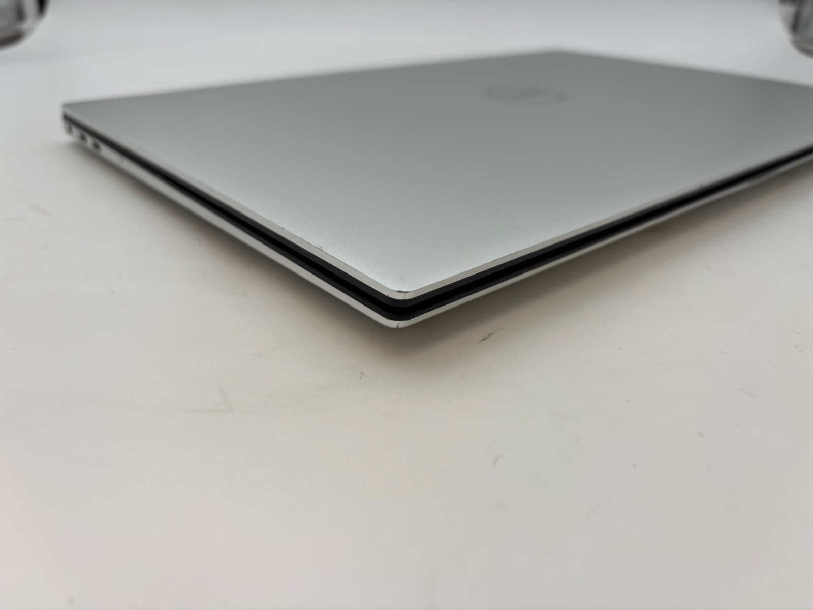 Dell XPS 15 9510 15.6″ 1 TB SSD 64 GB RAM i7-11800H RTX 3050 Windows 11 Pro