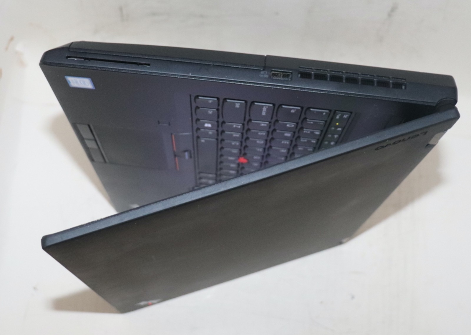 Lenovo ThinkPad P71|Intel core i7@2.80 GHz|32GB RAM |256GB SSD|WIN10.Prof|NVIDIA