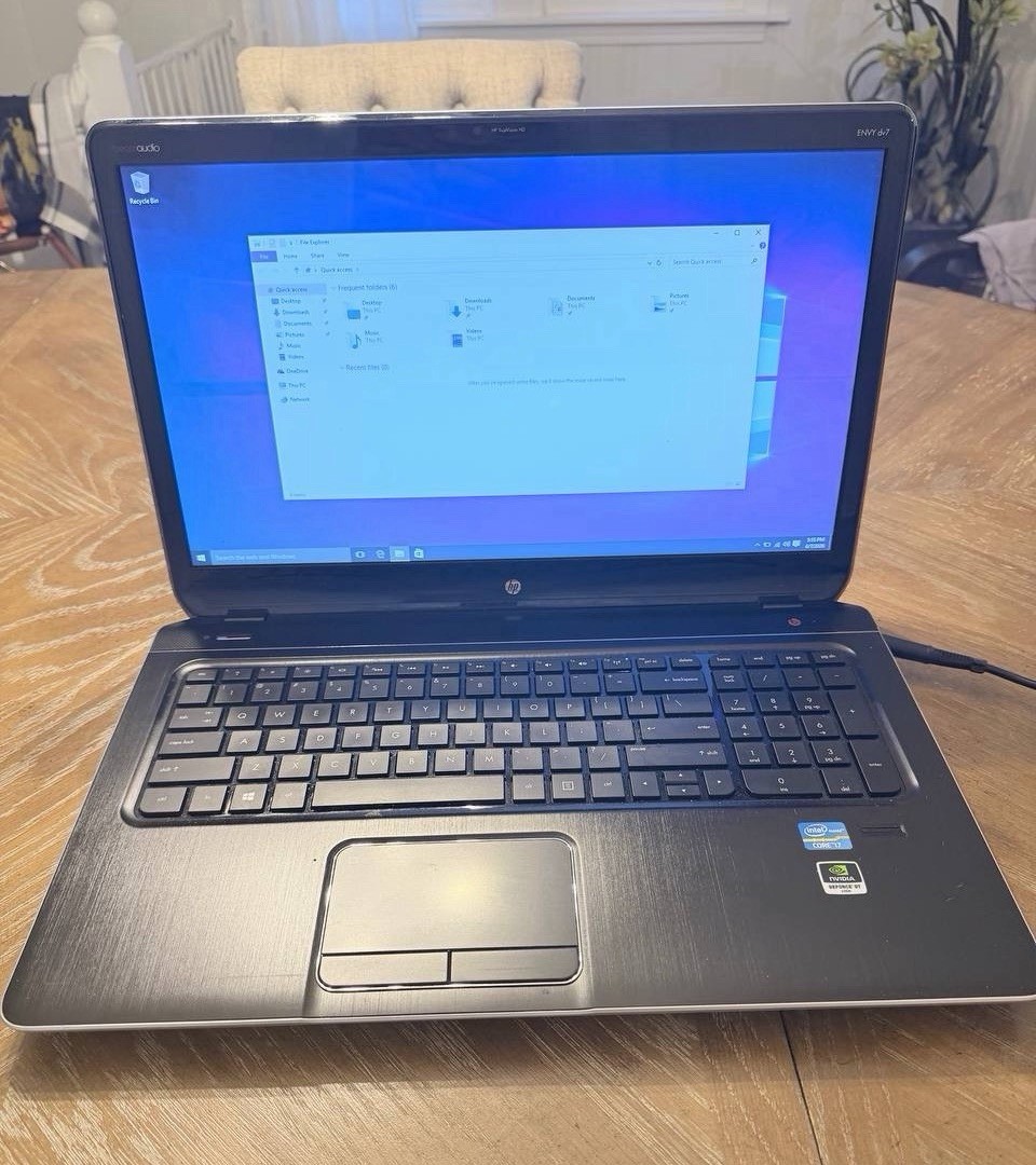 HP Envy dv7 Laptop i7-3630QM 16GB RAM 930GB HDD NVIDIA GeForce GT 635M