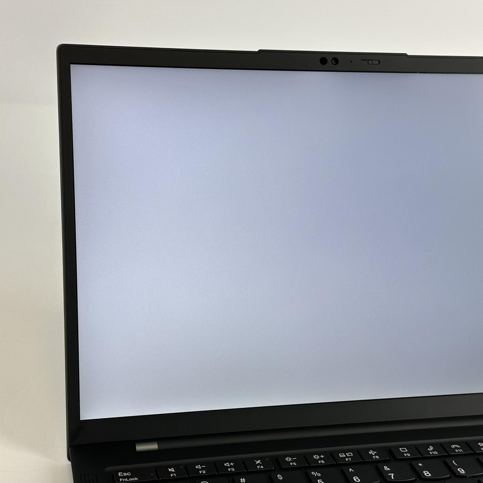 Lenovo ThinkPad X1 Carbon Gen 11 14 FHD+ TOUCH i7-1355U 16GB 512GB SSD – READ