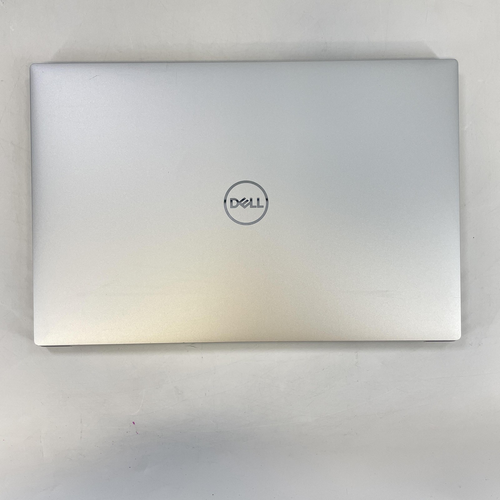 Dell XPS 15 9510 Silver FHD+ i7-11800H 2.30GHz 32GB 1TB SSD RTX 3050 Ti Good