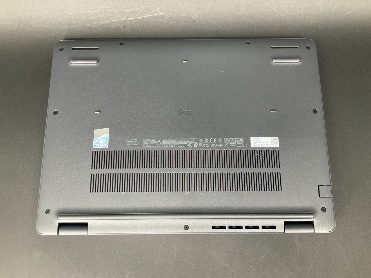 Dell Pro 14 Laptop R5-220 8GB 256GB BT5.3 WIFi6E 14WU W11P 2KWMD ✨❤️✨