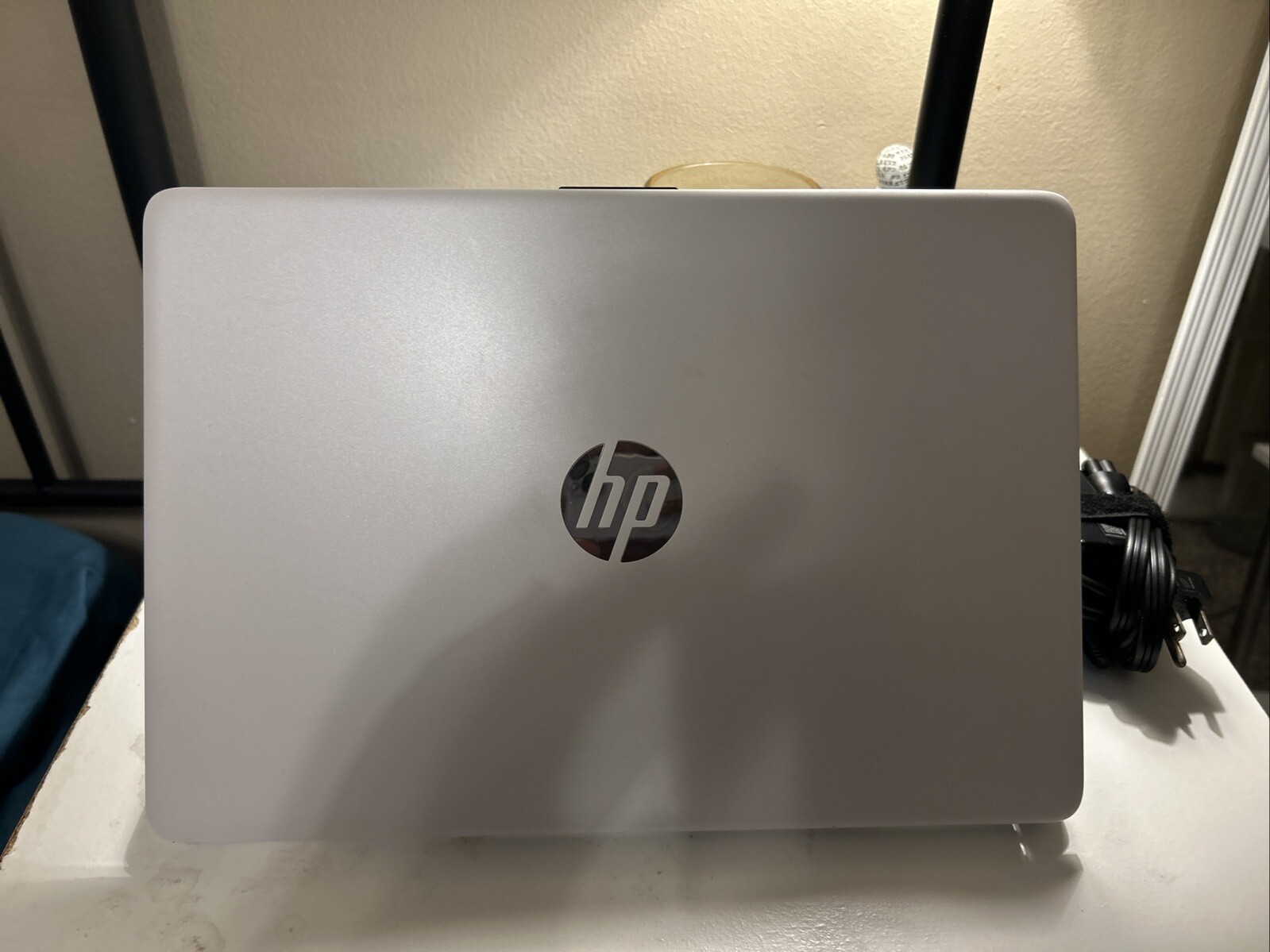 HP 14-fq0041nr Laptop – 3020E 4GB 64GB Windows 11 S Mode – Used