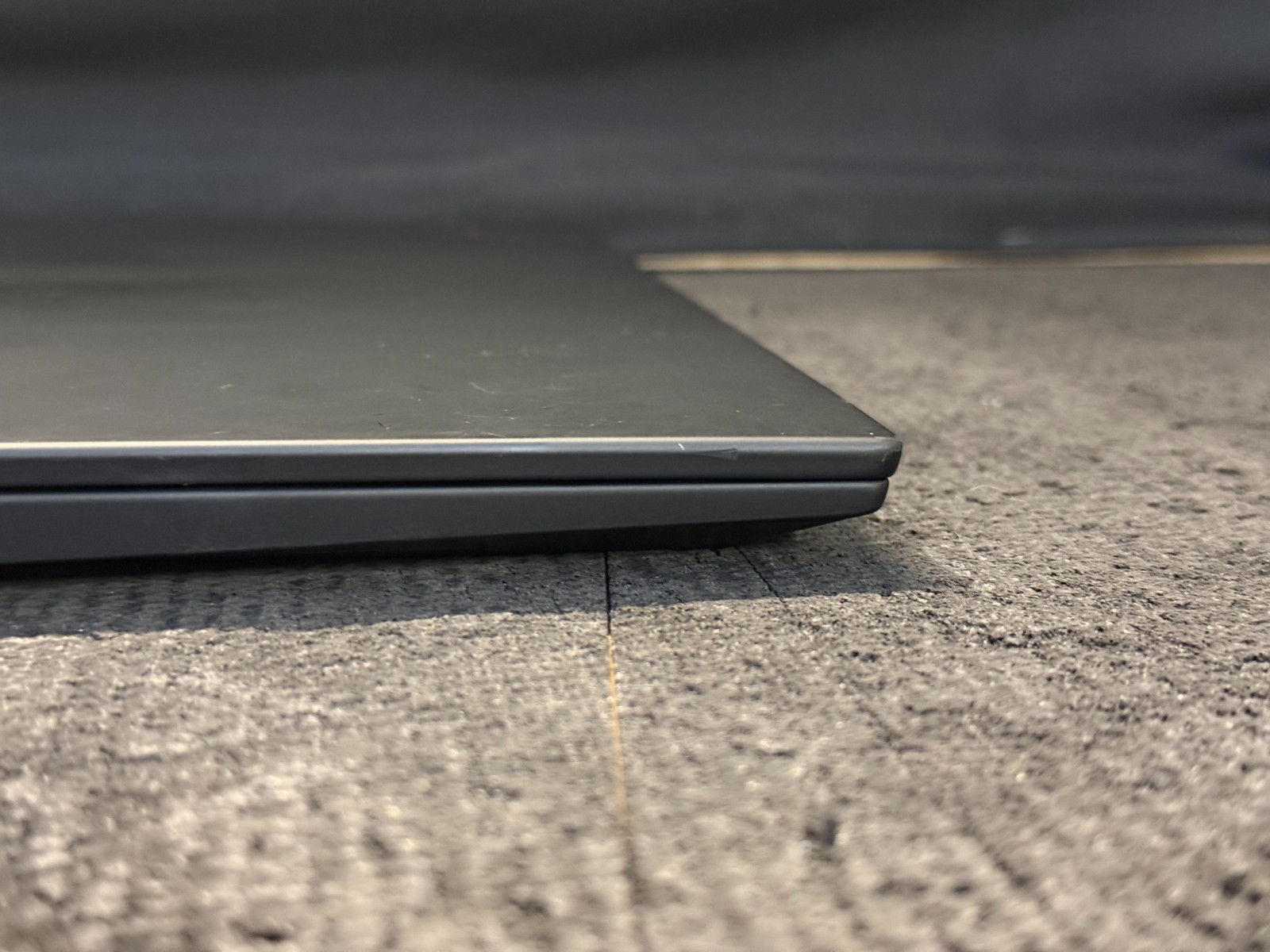 Lenovo ThinkPad P1 Gen 3 15.6″ Intel Core i7-10850H 2.7GHz 32GB RAM 1TB M.2