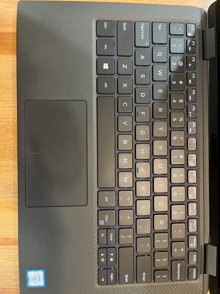 Dell XPS 13 9365 2-in-1 13.3″ FHD TouchScreen Core i7-7Y75 8GB 256GB SSD Win 10