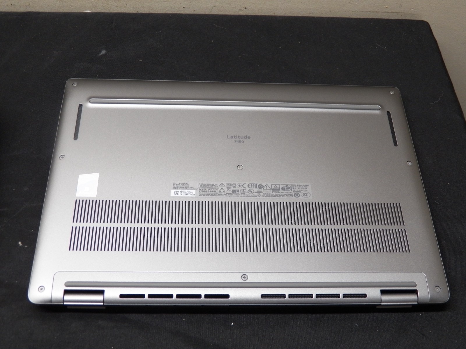 Dell Latitude 7450 14 Inch Windows 11 Pro Touch – Ultra 7/16GB/Backlit KB/TB4 J