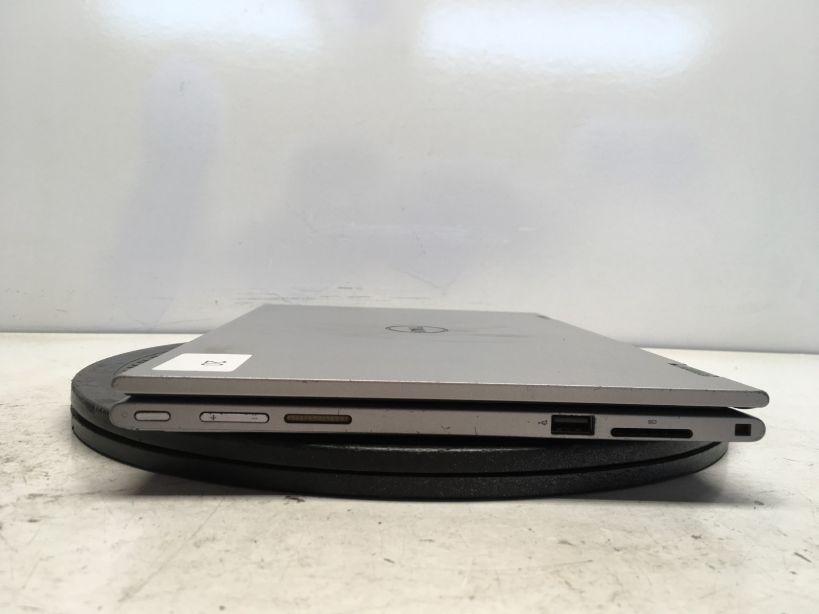 Dell Inspiron 11-3147 Intel Pentium N3530 2.16GHz 4 GB NO HDD – Dead Keyboard
