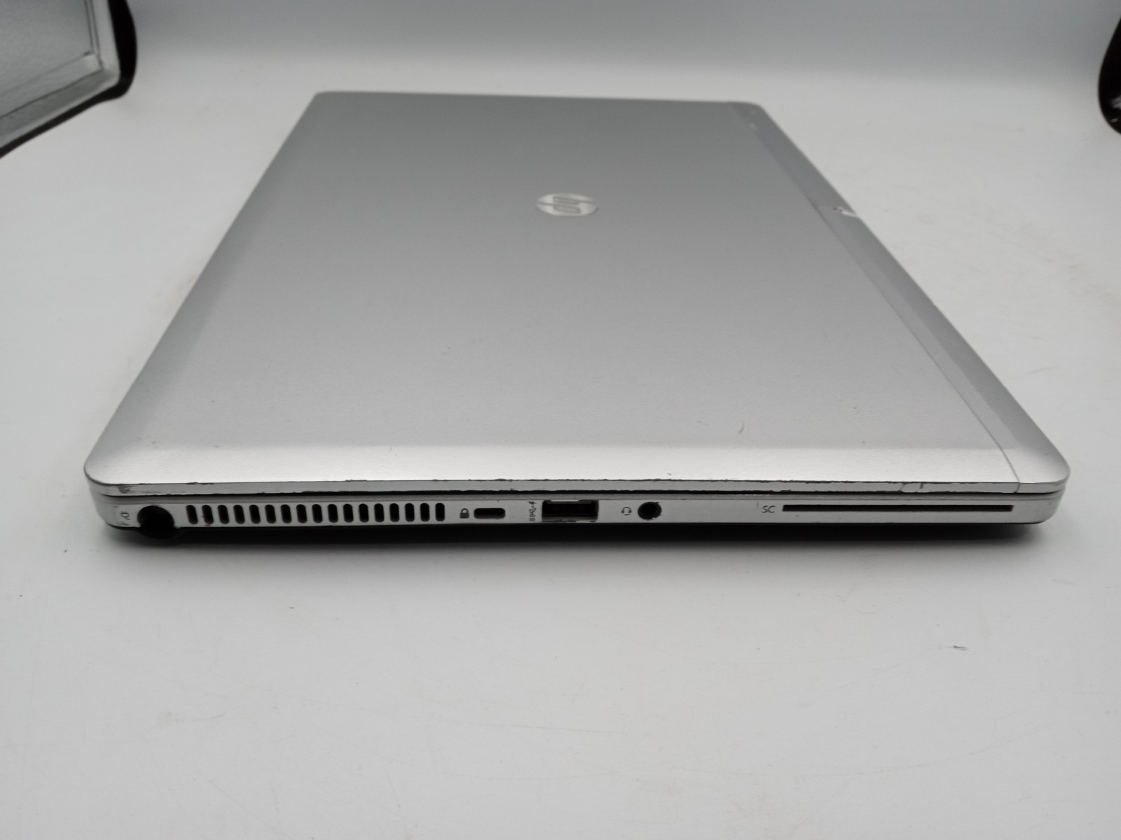 HP EliteBook Folio 9480m 14″ Laptop Intel i5-4310U 8GB 128GB Win10 – READ -RR