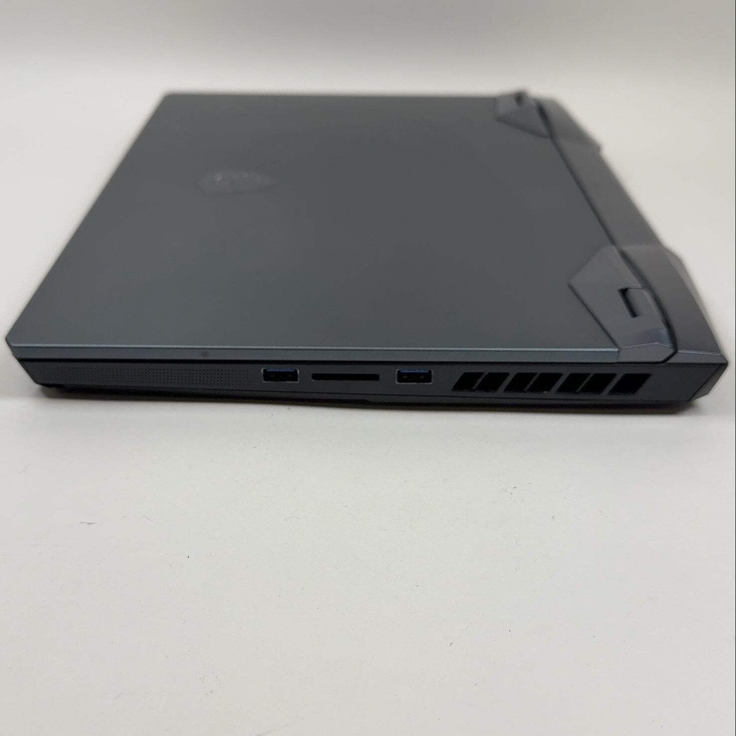 MSI Raider GE66 10SFS 15.6″ i7-10750H 32GB RAM 2x 1TB SSD GeForce RTX 2070 Super