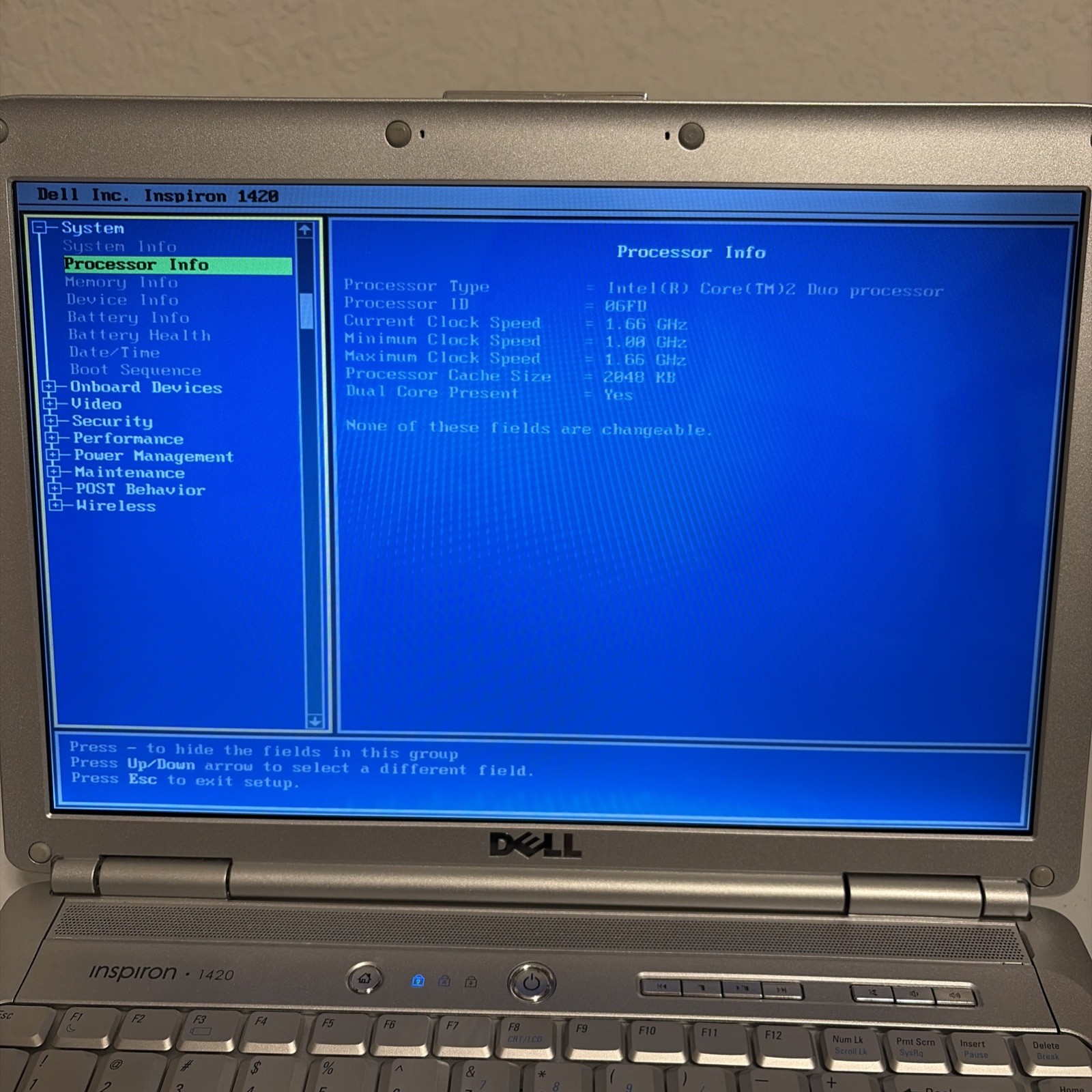 Dell Inspiron 14″ 1420 PP26L Green Laptop 1.66 GHz No HDD Windows Vista