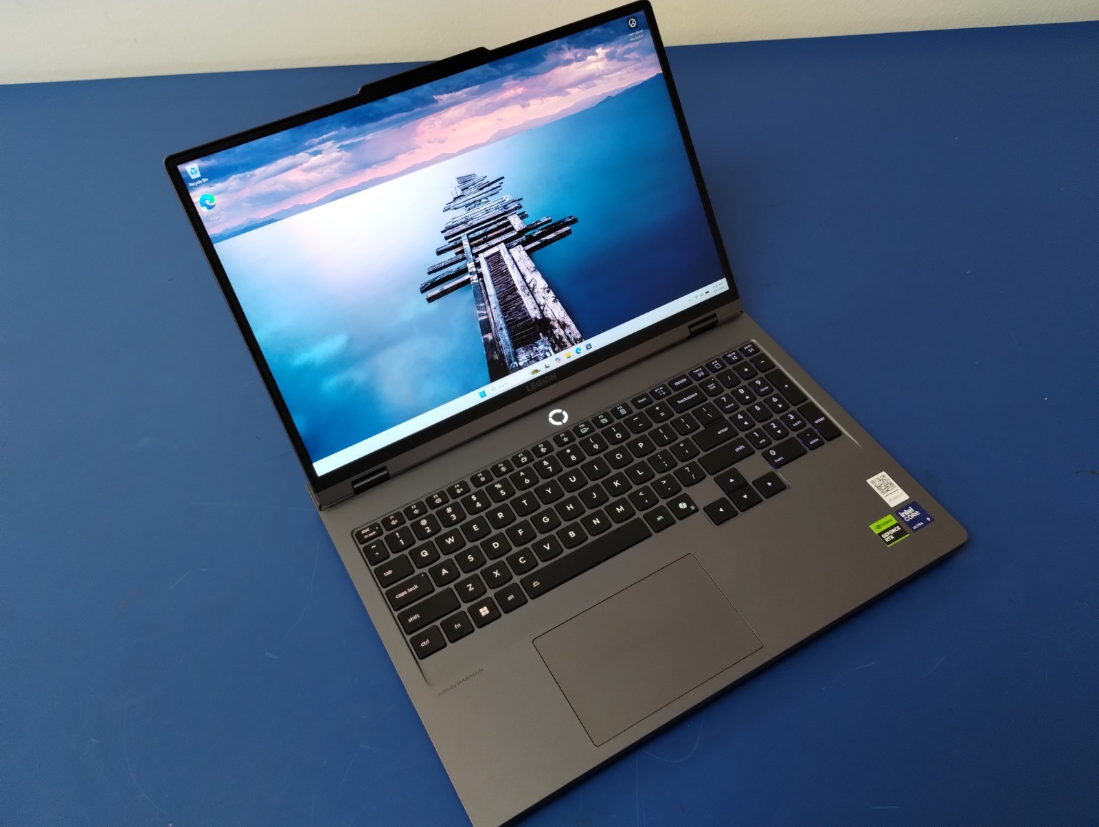 Lenovo Legion 5 16IAX10, Intel Core Ultra 9 275HX, 2.70 GHz 32 GB RAM, 1 TB NVMe