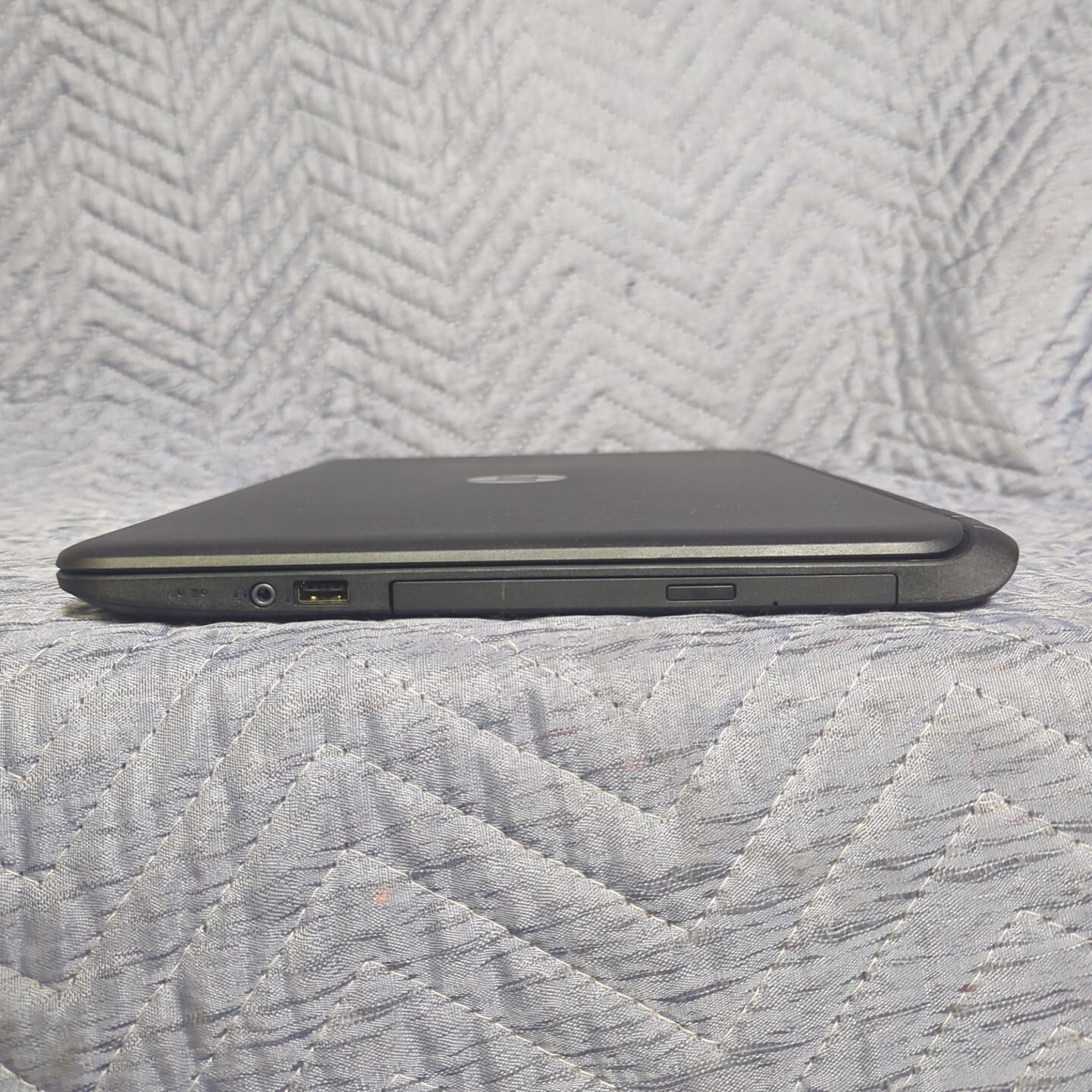 Lot Of 2 15.6in HP Laptop + MS Office (AMD CPU, 4GB RAM, 500GB)