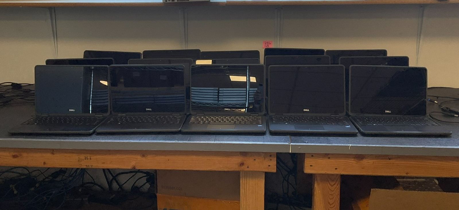 DELL LATITUDE 3190 2 IN 1 11.6 PENTIUM-N5030 CORE 3.1GHz 4GB 256GB SSD LOT OF 28