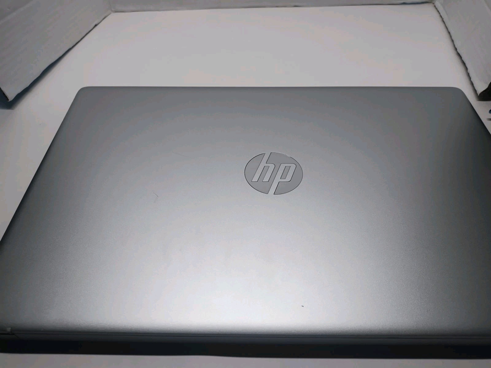 HP 17-cn3034wm 17.3″ Laptop