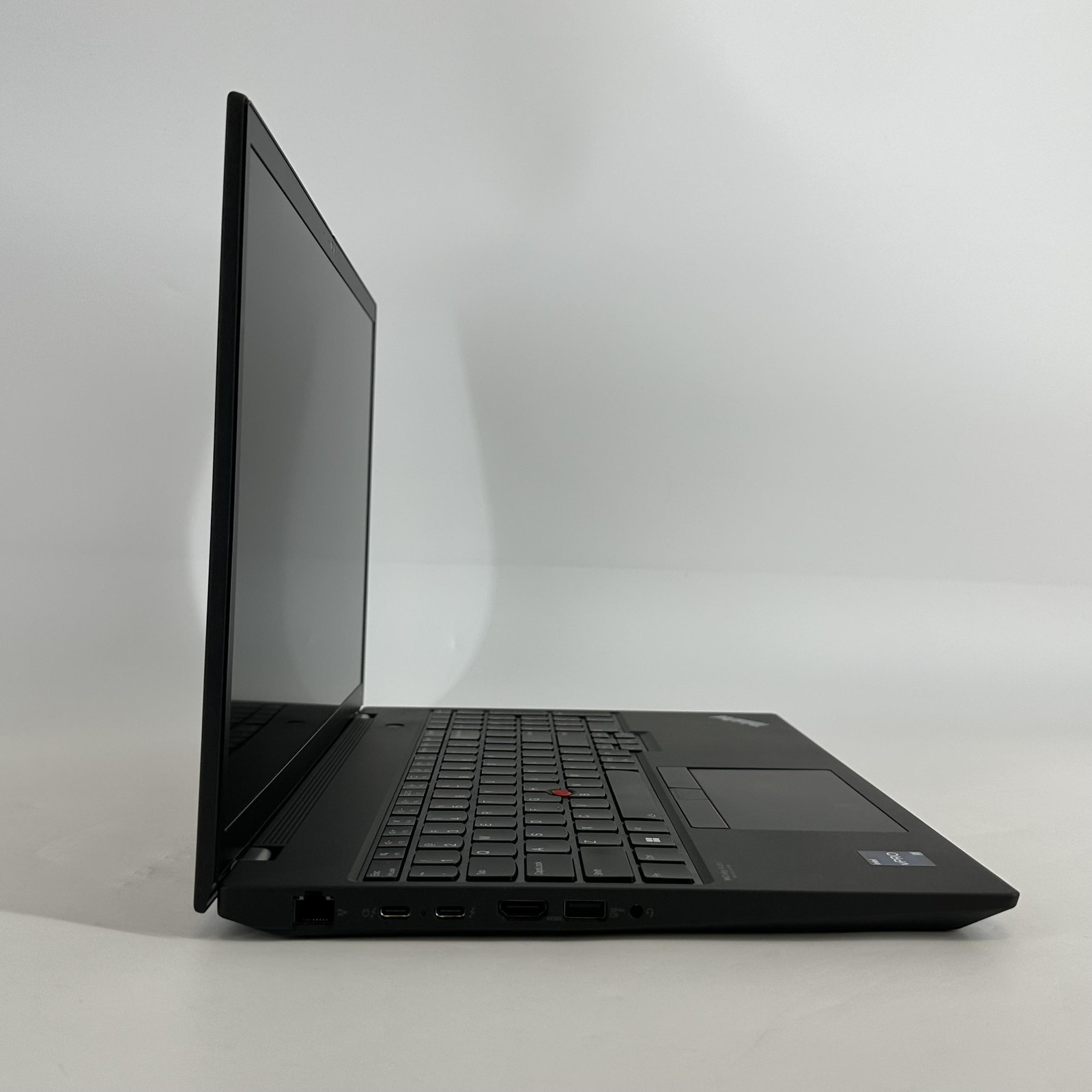 Lenovo ThinkPad P16s Gen 1 FHD+ 1.8 GHz i7-1280P 32GB 1TB SSD T550 Very Good