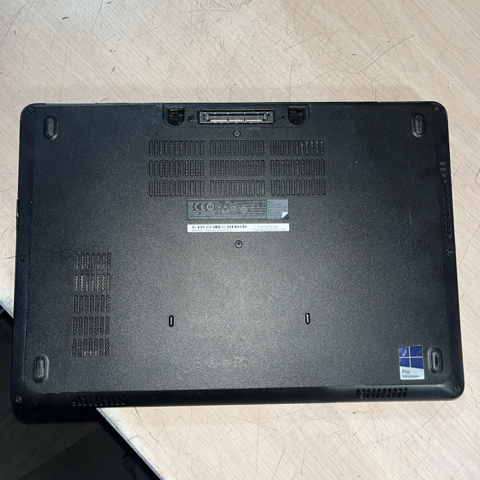 DELL LATITUDE E5240 INTEL CORE I5-6200U 2.30GHZ 8GB RAM NO HD