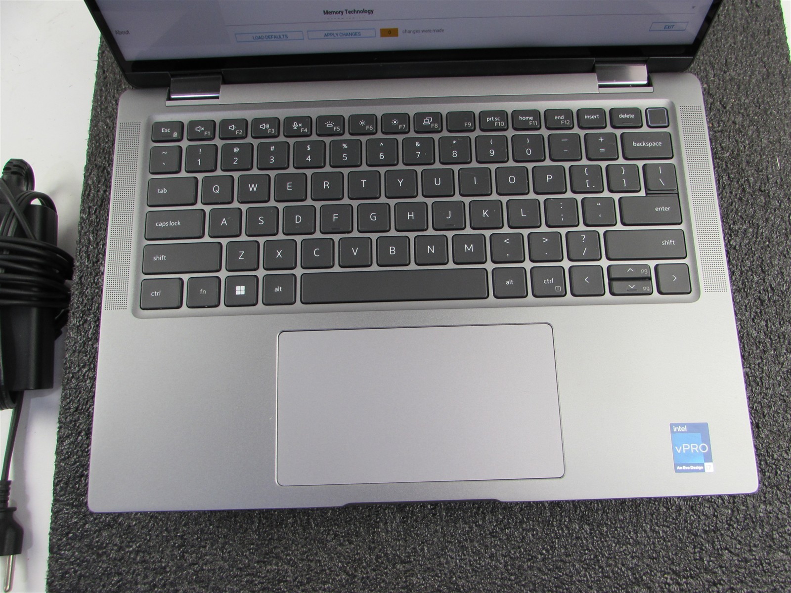 DELL LATITUDE 7440 (Convertible/2 in 1) COREI5-1345U 512GB SSD 16GB RAM NO O.S