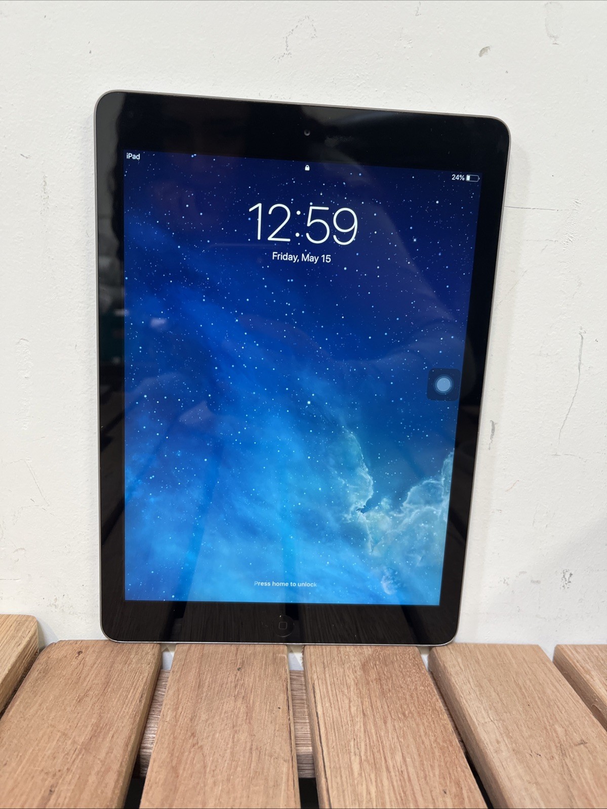 Apple iPad Air 9.7 in Model A1474, 32GB Space Gray Wi-Fi , PARTS ONLY