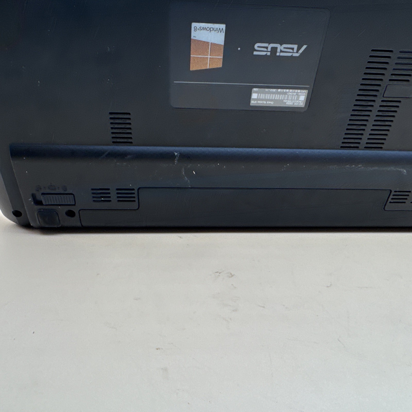 Asus Q500A-BHI5N01 Laptop Intel Core i5-3210QM Working And Tested Battery Great