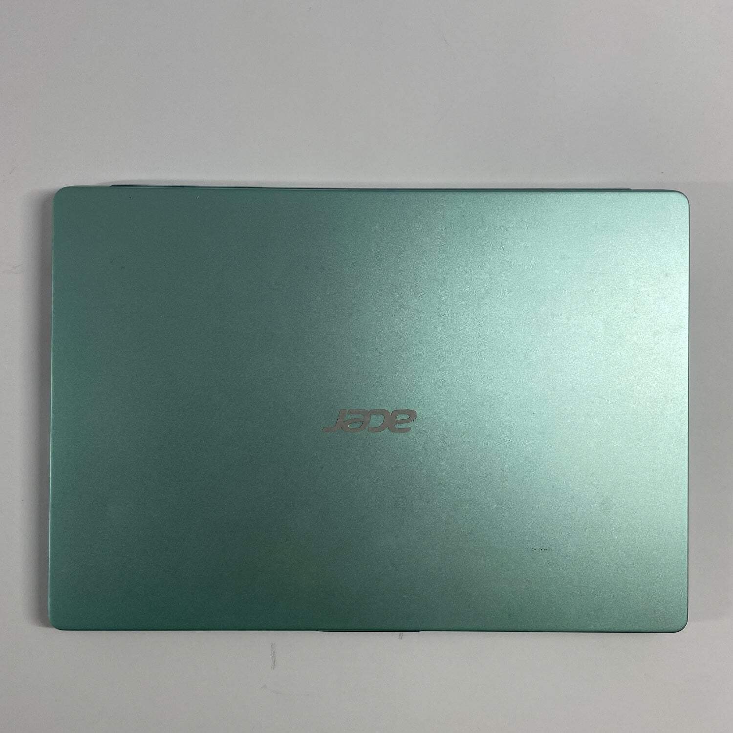 Broken Acer Swift 3 N17W6 14″ itel pentium 6GB RAM 256GB NO OS AND NO CHARGER