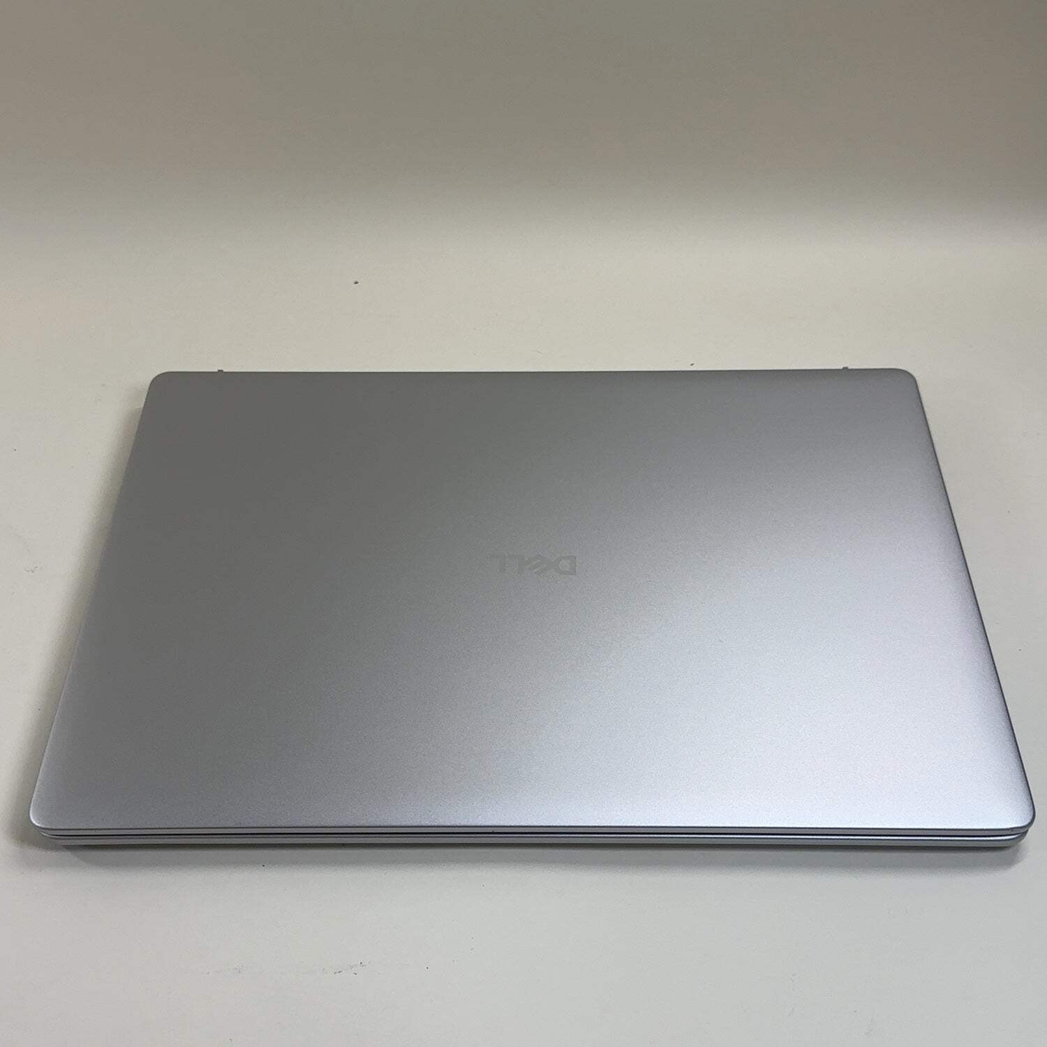 Dell 16 DC16251 16″ Core 7 150U 1.8GHz 32GB RAM 1TB SSD Read