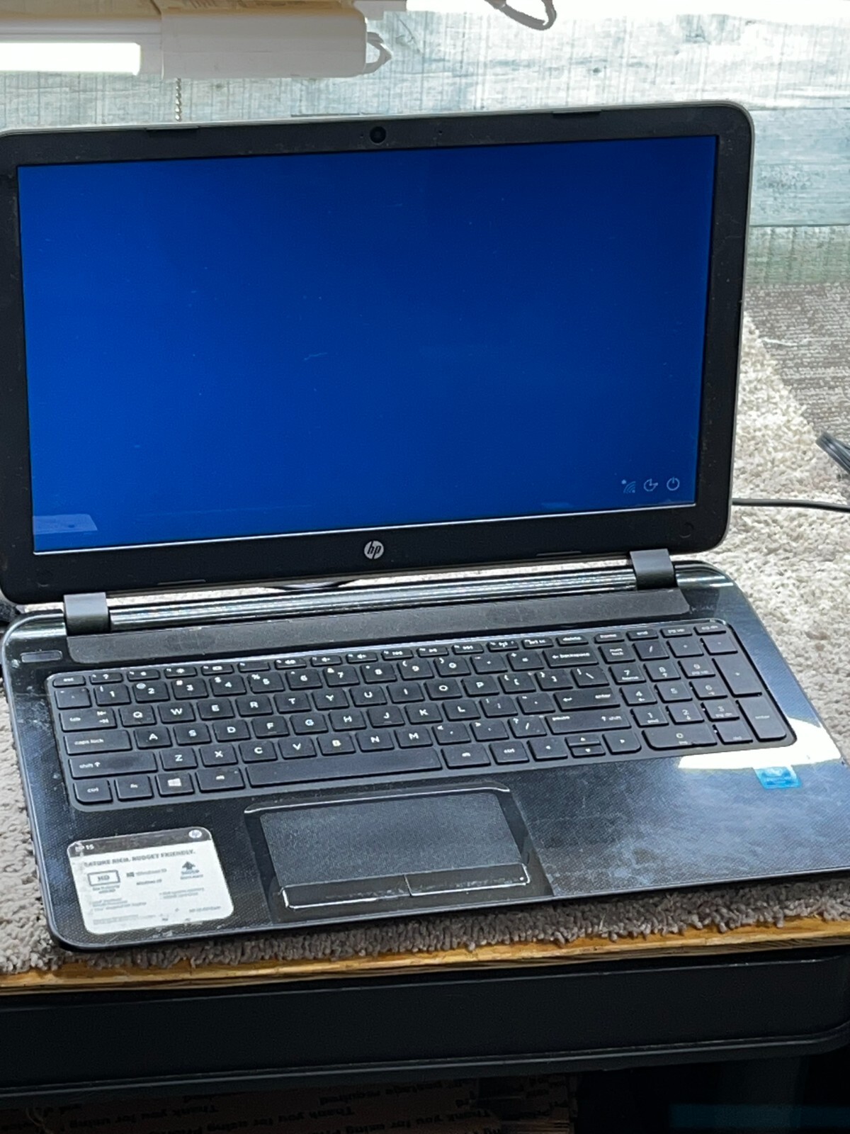 HP 15-F272WM Intel Pentium Laptop 4GB Ram 500GB Hard Drive USED 073744
