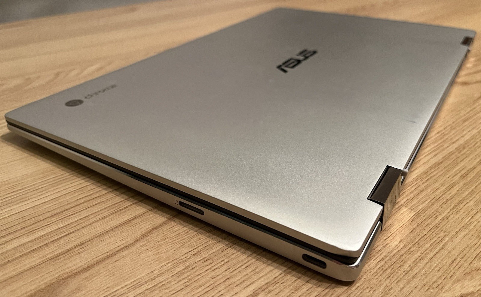 ASUS Chromebook Flip C434T 14″ Touch Intel Core m3-8100Y 8GB RAM 64GB eMMC