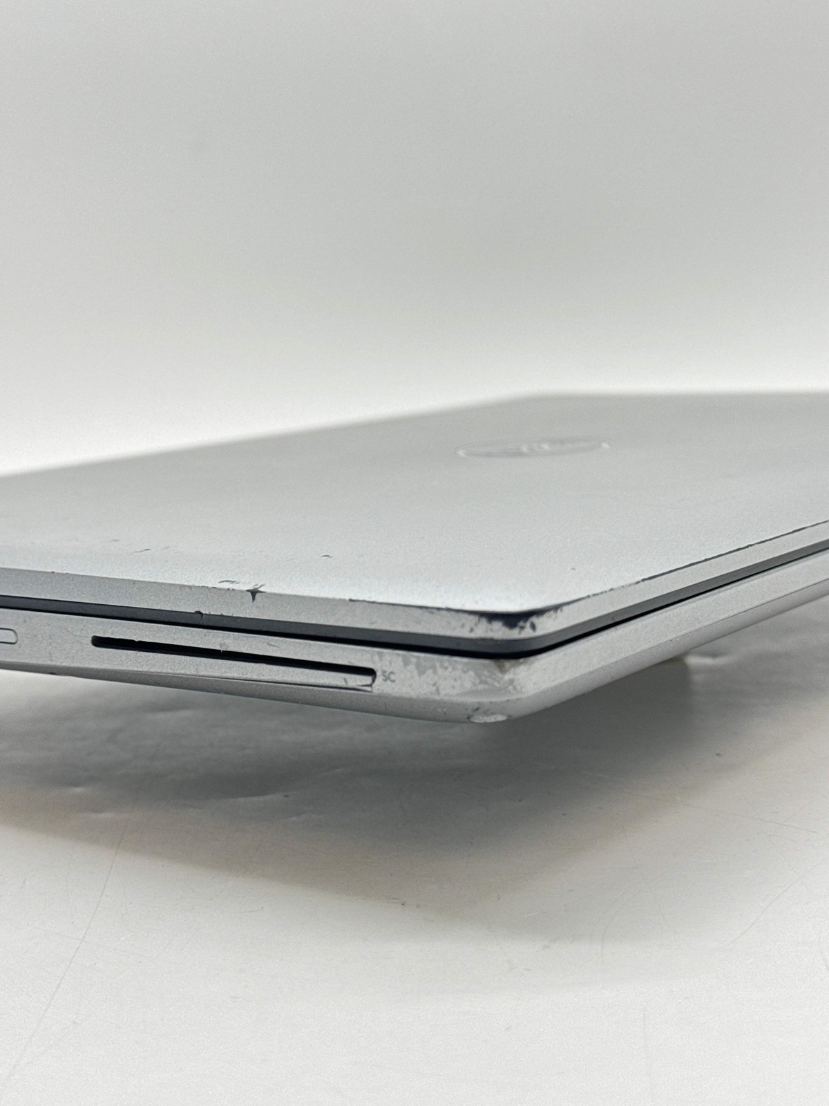 Dell Latitude 5450 14″ Core Ultra 7 165U 16GB RAM 512GB SSD FHD Used