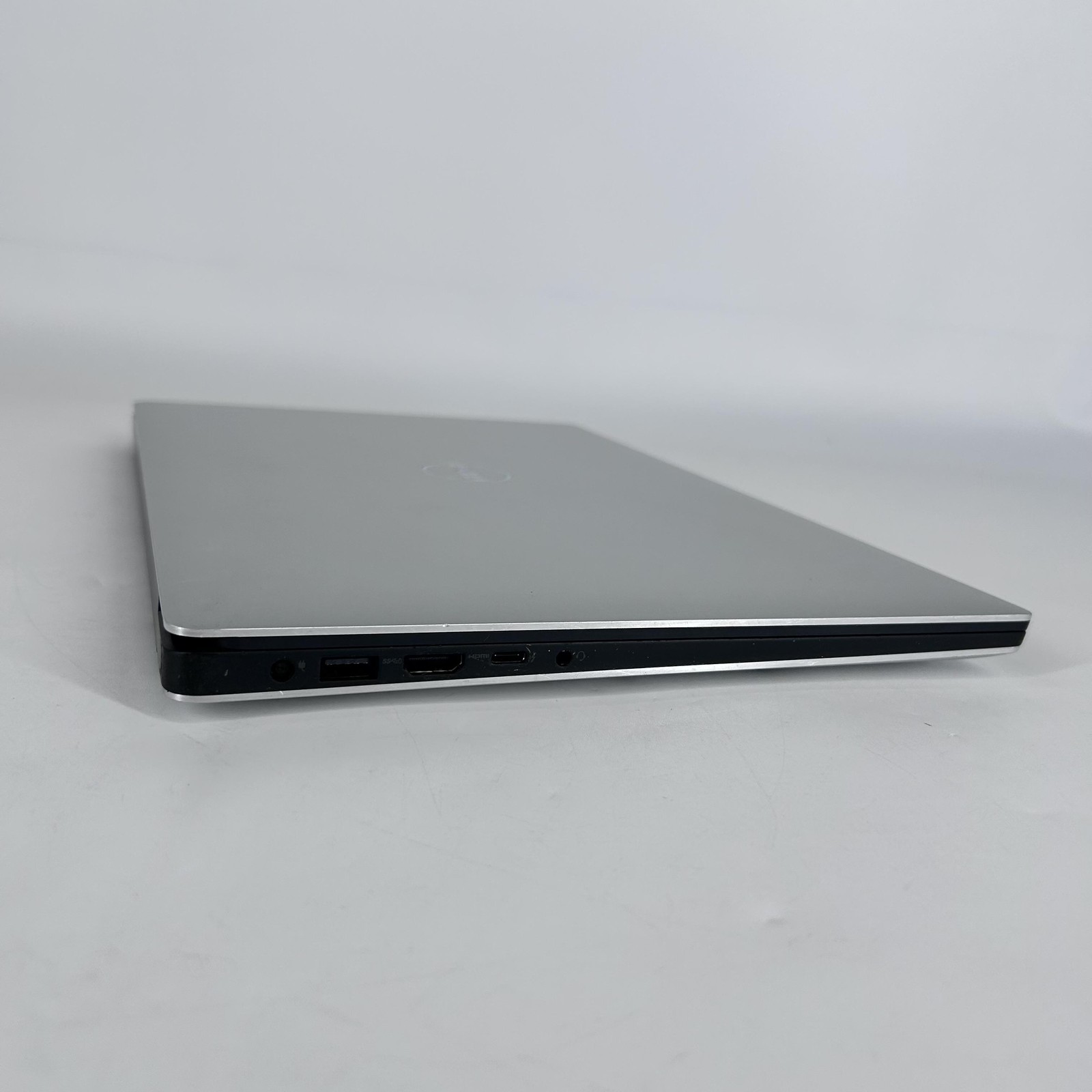 Dell XPS 15 9570 4K TOUCH i7-8750H 16GB 512GB GTX 1050 Ti Max-Q Good LOUD FAN