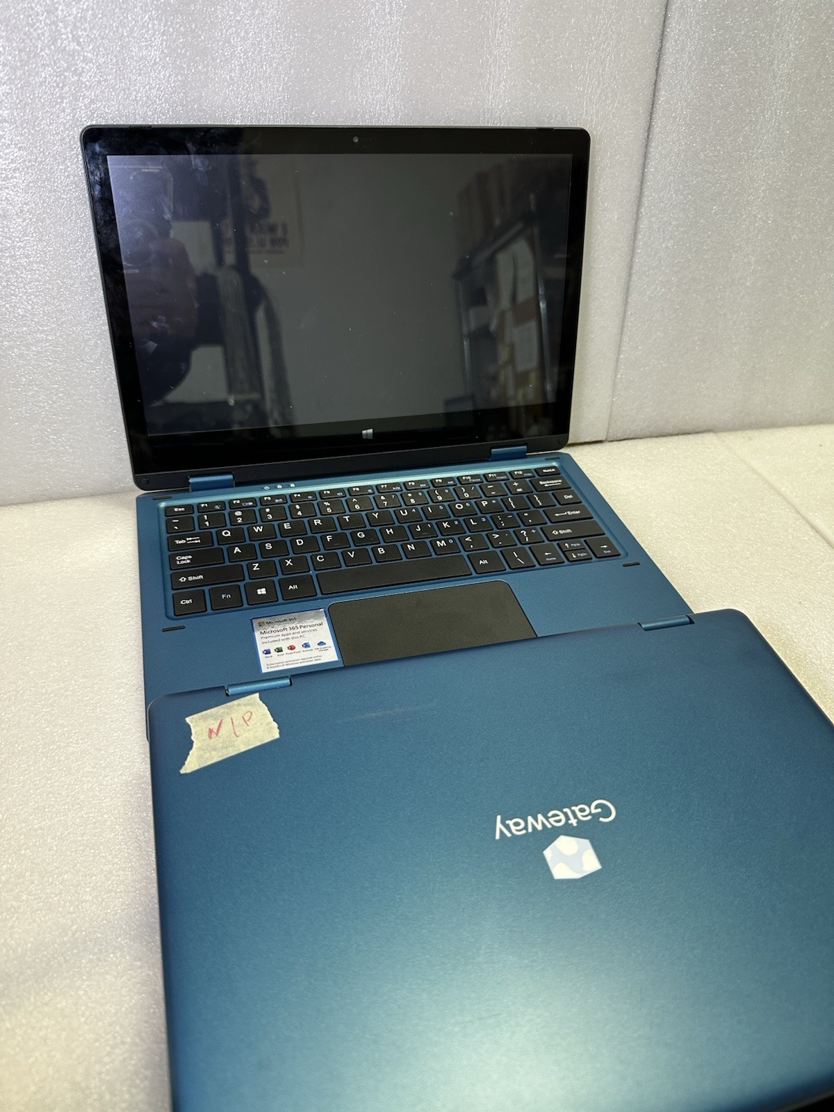 LOT Of 15 LAPTOPS; Gateway, Lenovo, HP, ACER, Samsung