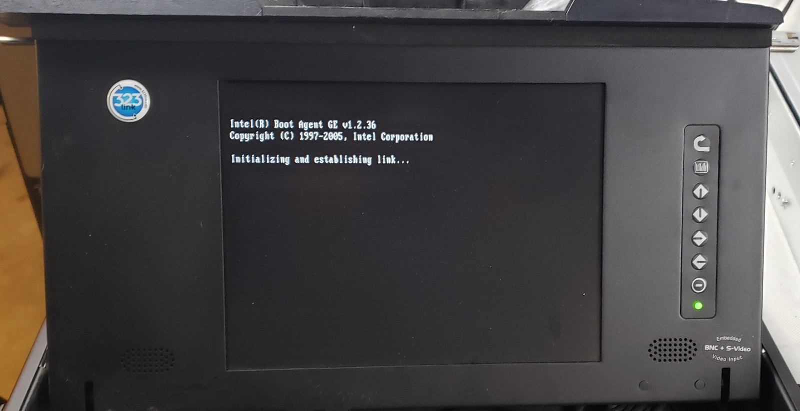 HP Gateway E9525R Intel Xeon X5355 8Gb Ram 300 GB HDD