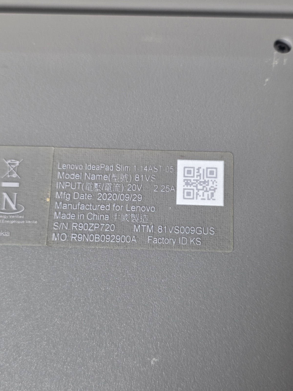 Lenovo IdeaPad Slim 1-14AST-05, AMD A6-9220e @1.60Ghz, 4GB RAM, 64GB SSD, W10