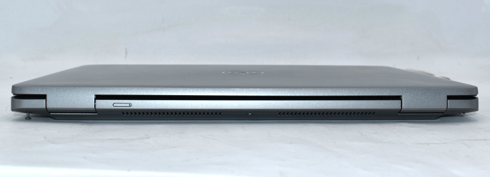 15.6 Dell Precision 3580 Laptop i7-1360P @ 5.00GHz no RAM SSD – No Power Bad MB