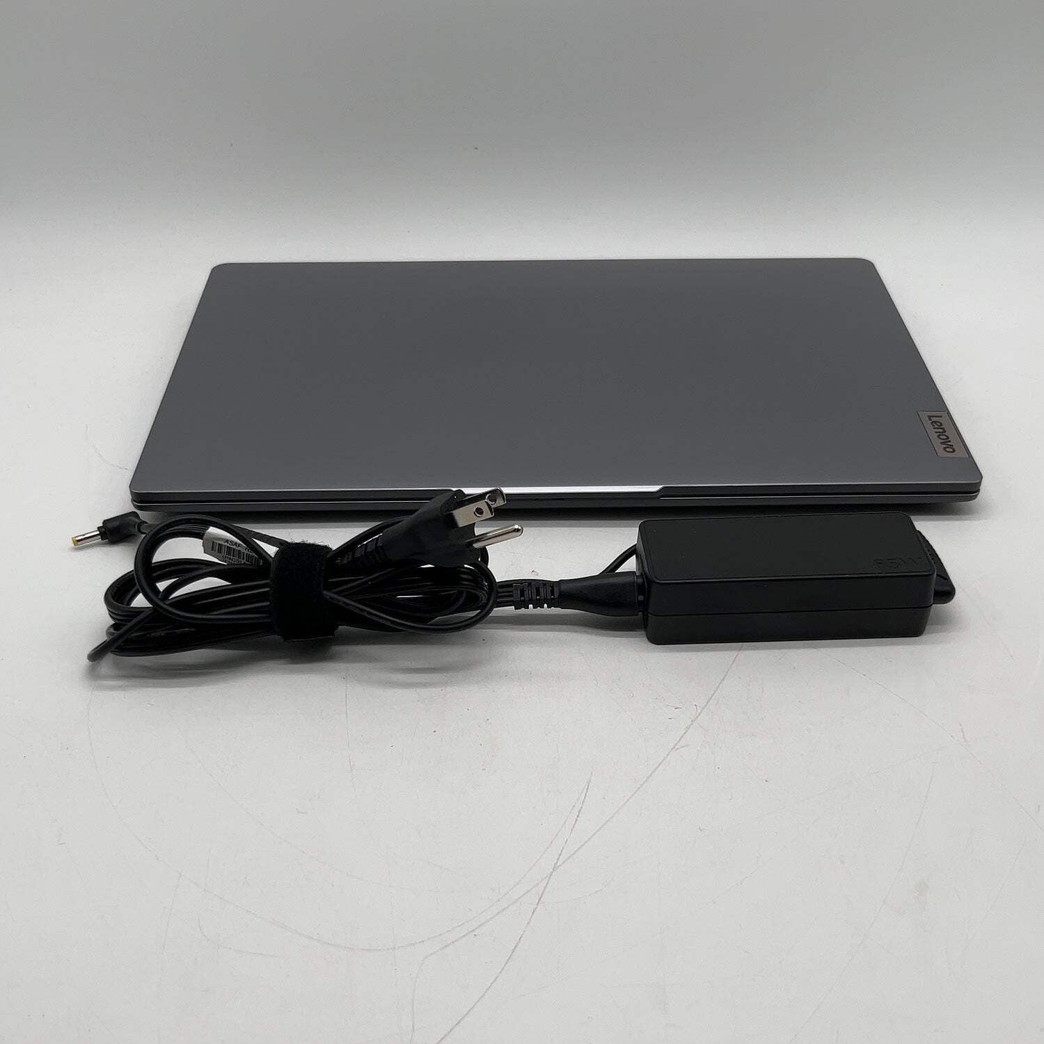 Lenovo IdeaPad Slim 3 15IAN8 15.6″ N100 800MHz 4GB RAM 128GB SSD