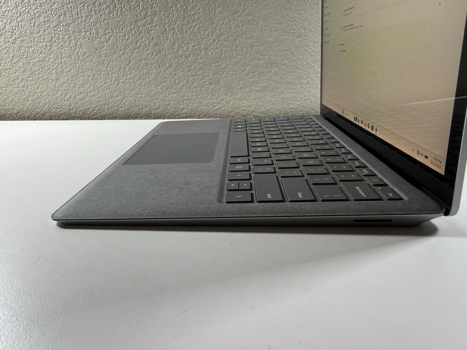 Microsoft Surface Laptop 5 13.5” 1950 Intel Core i7-1265U 16GB RAM 512GB NVME