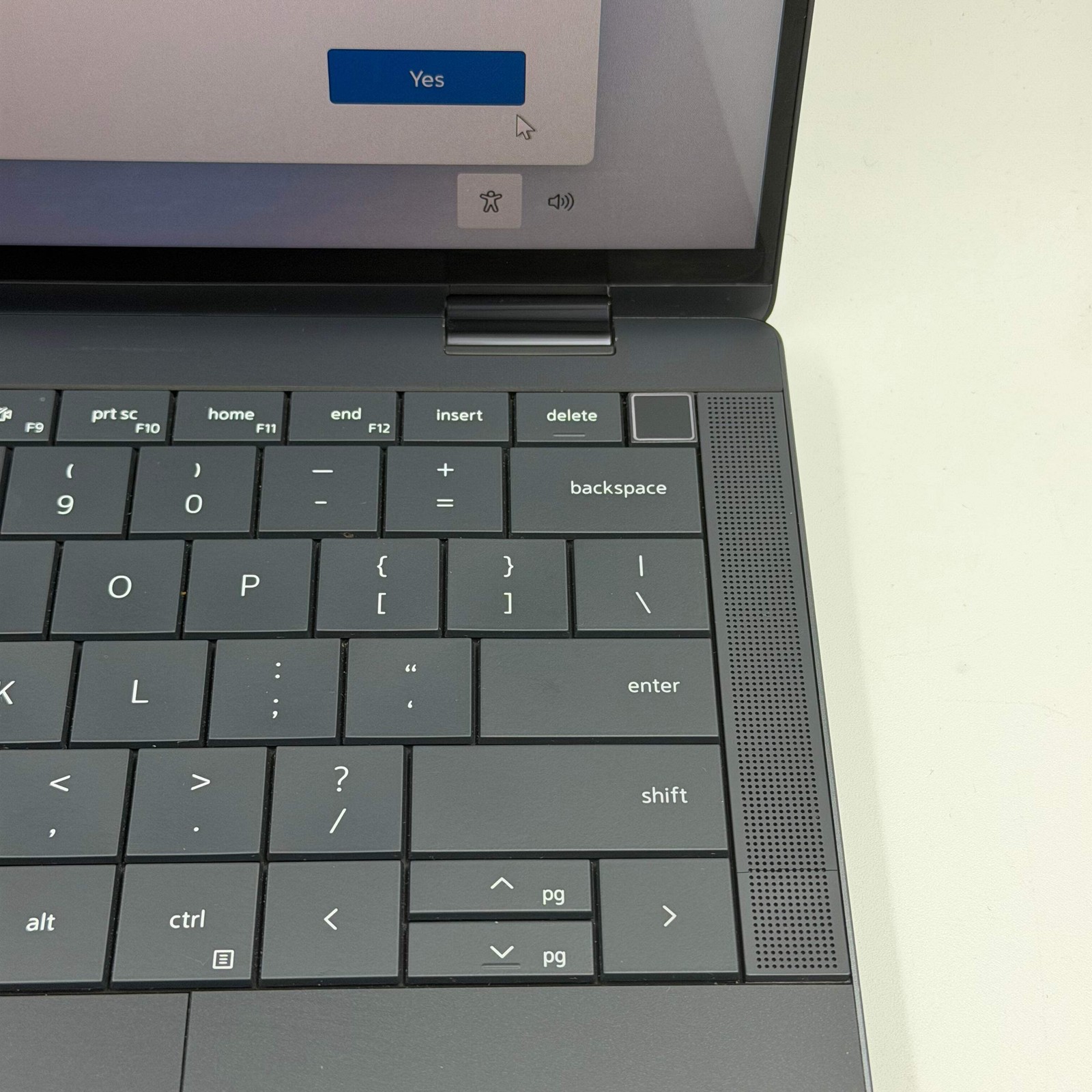 Dell Latitude 9440 14″ i7-1365U 1.80GHz 64GB RAM 2TB SSD